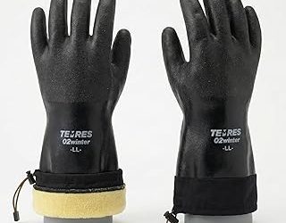 Best ice fishing gloves: Warmth and grip compared